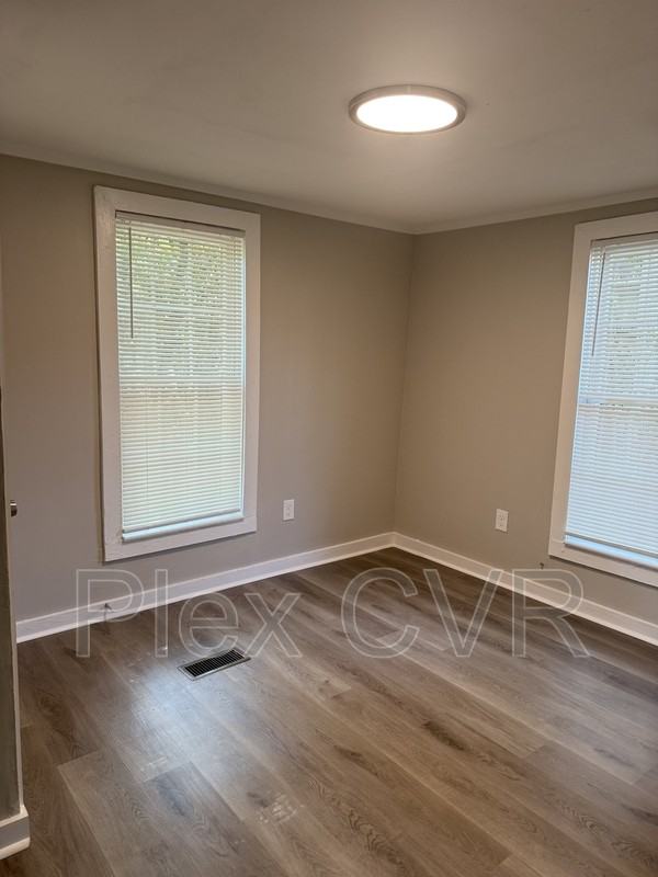 4226 Oates Ave - Photo 3 of 8