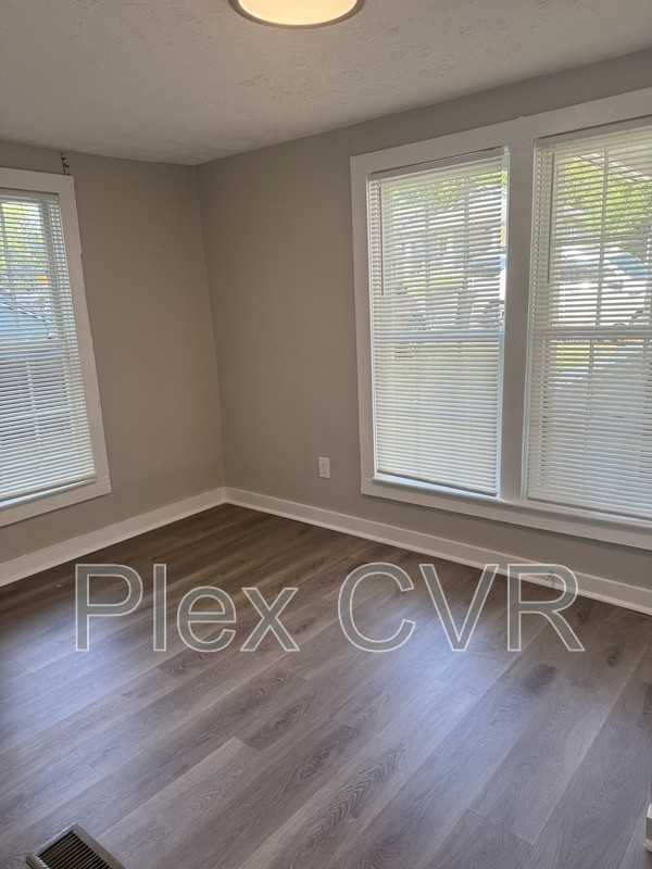 4226 Oates Ave - Photo 4 of 8