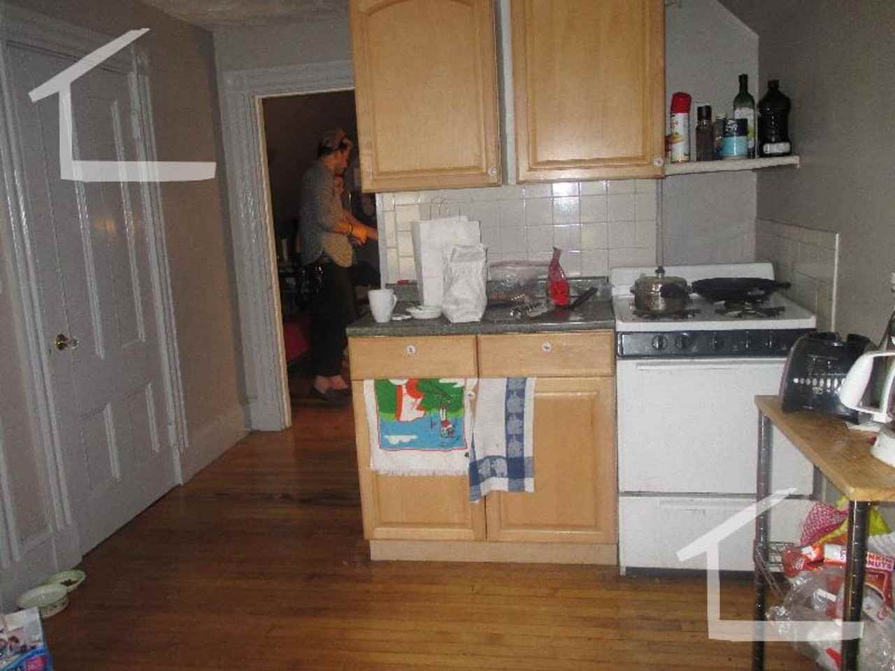 1 Aldie St