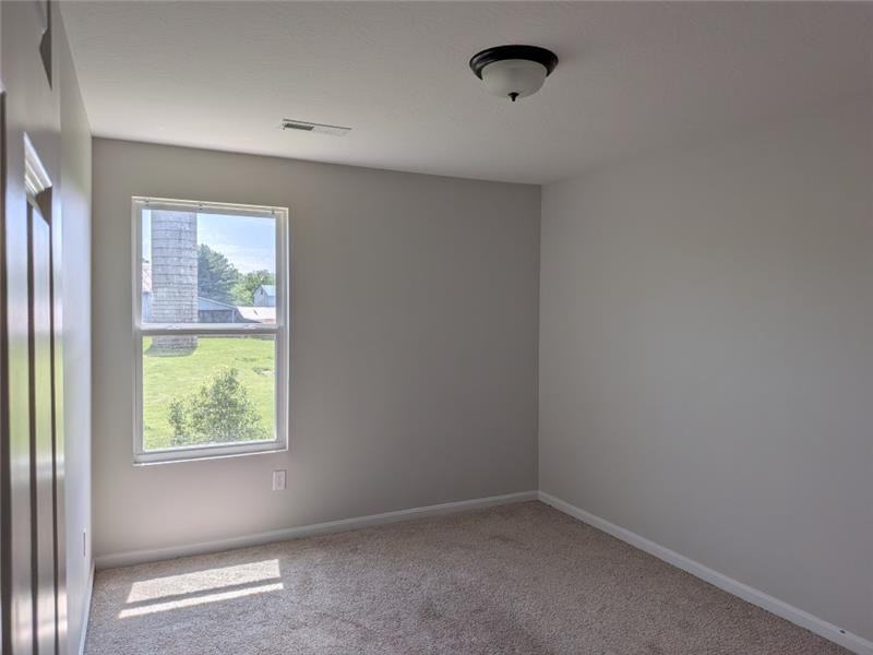 2099 Commons Cir - Photo 7 of 15