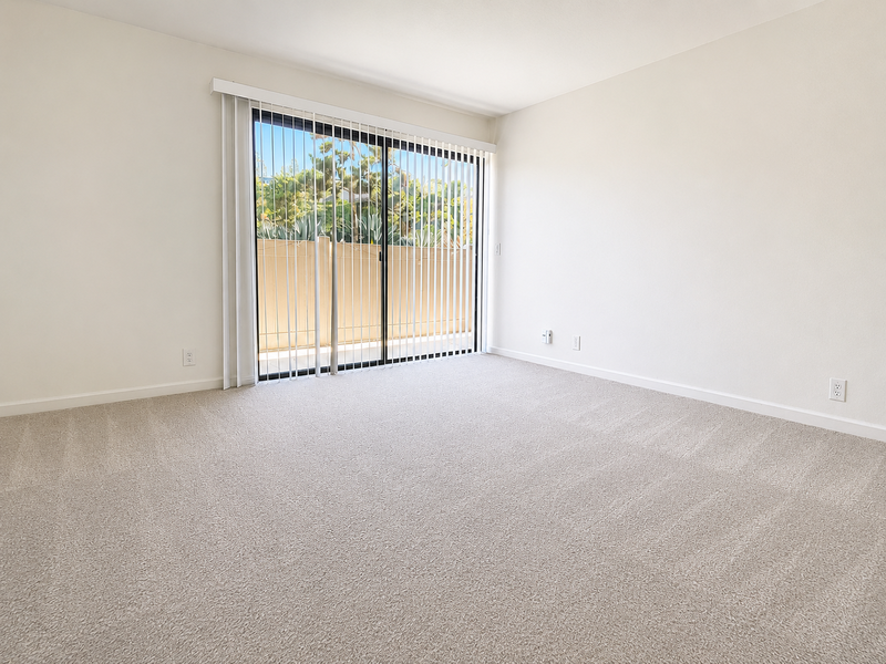 2607 Pirineos Way - Photo 6 of 15