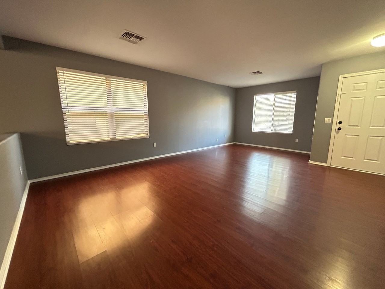 9414 W Virginia Ave - Photo 2 of 34