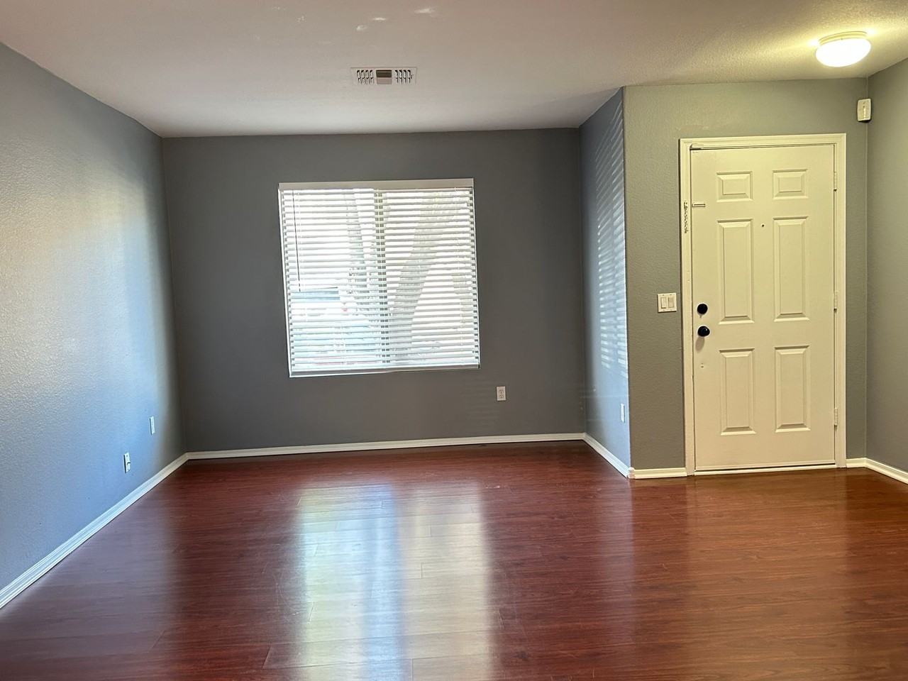 9414 W Virginia Ave - Photo 3 of 34