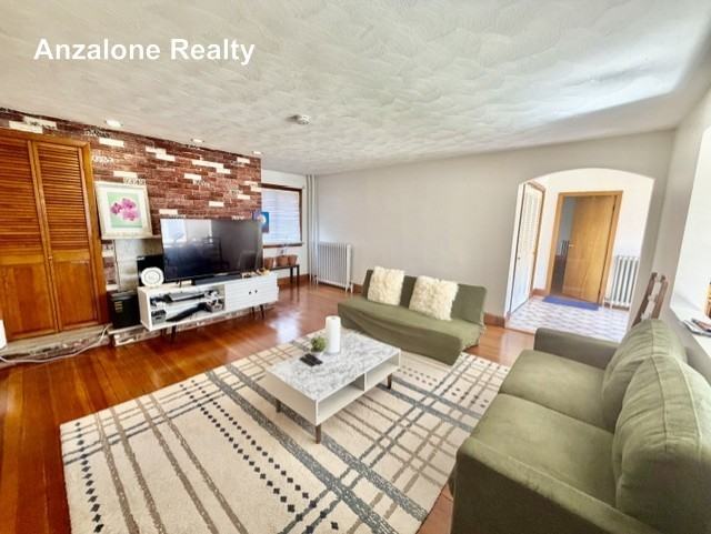 30 South St - Photo 4 of 33