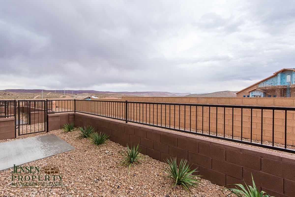 5885 S Challenger Way - Photo 5 of 26
