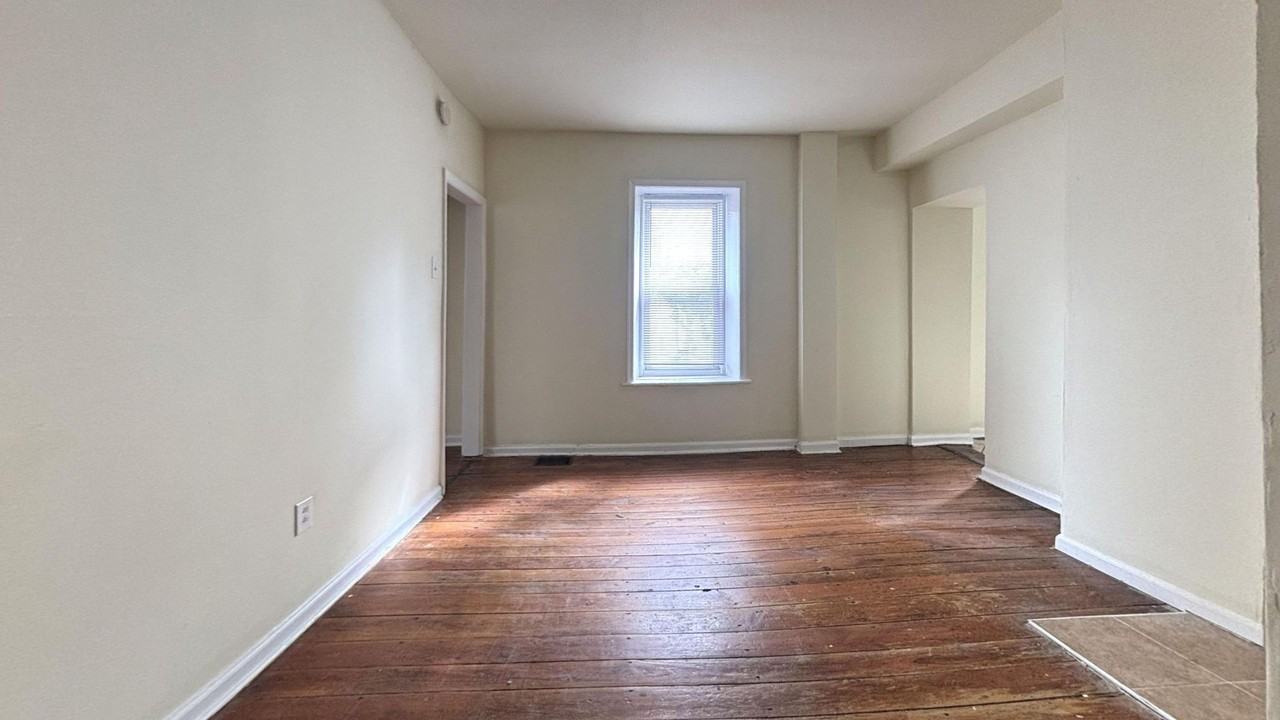 461 E Haines St - Photo 5 of 18