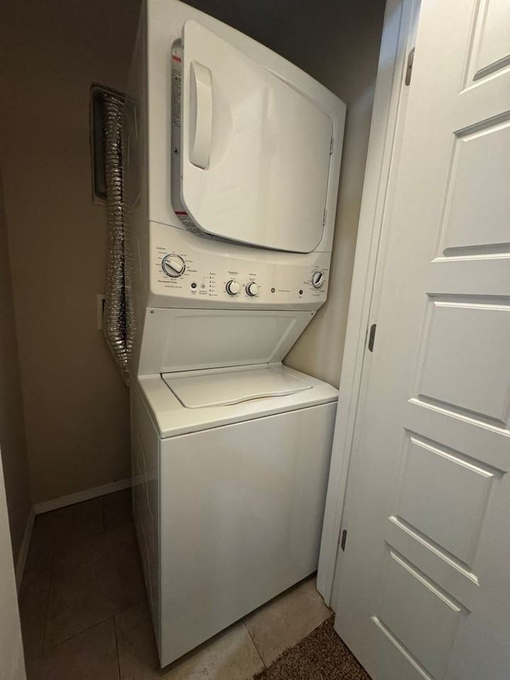 1305 Sw Washington Ave - Photo 6 of 11