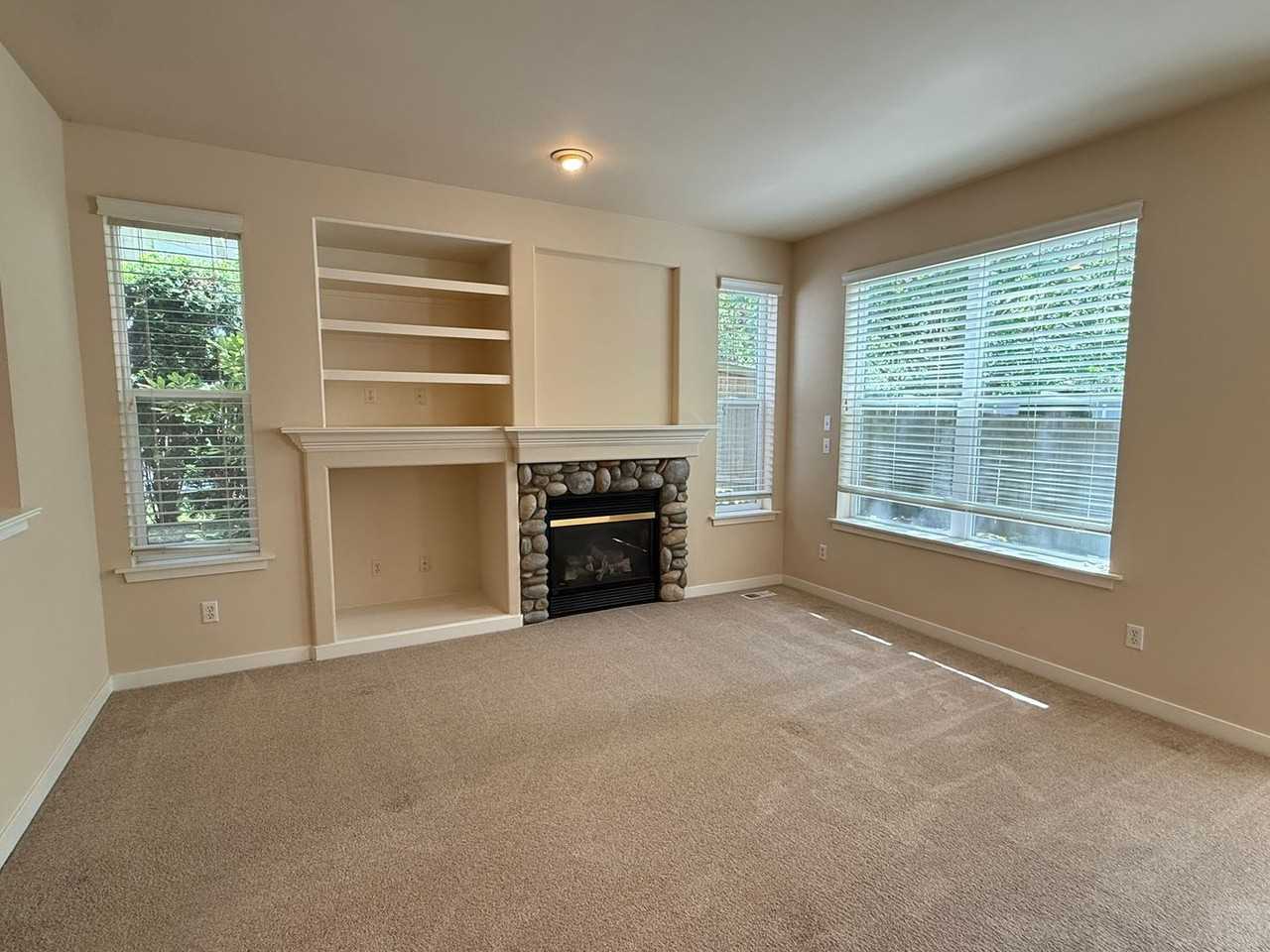 23979 Se 7th Ln - Photo 5 of 17