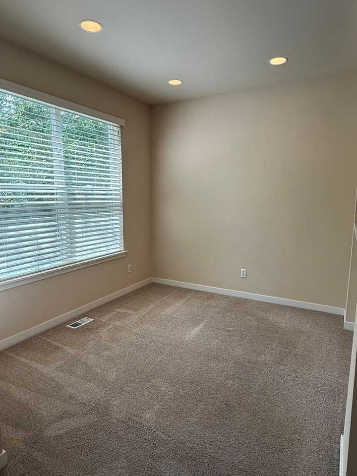 23979 Se 7th Ln - Photo 7 of 17