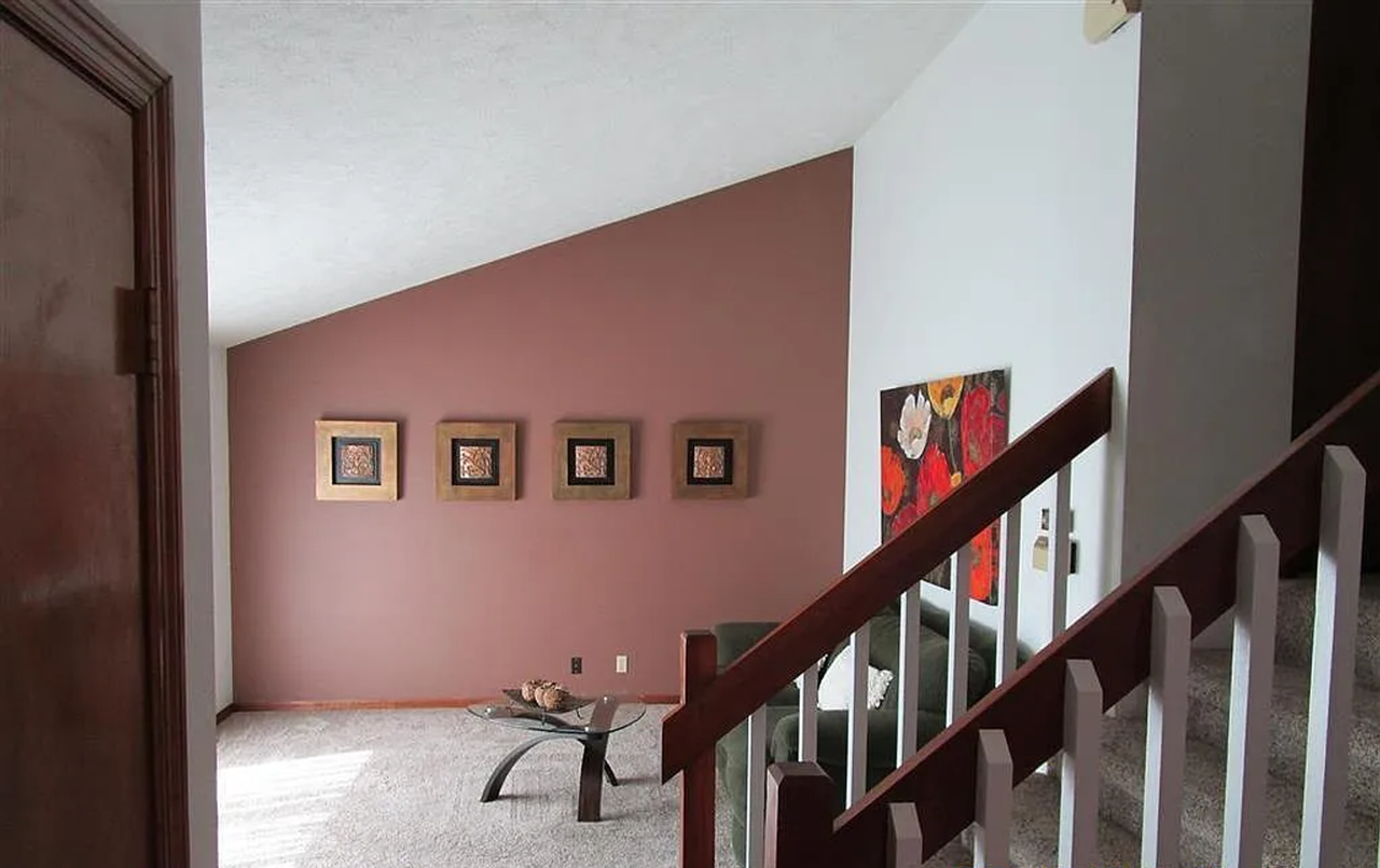 12724 Grant Cir - Photo 3 of 8