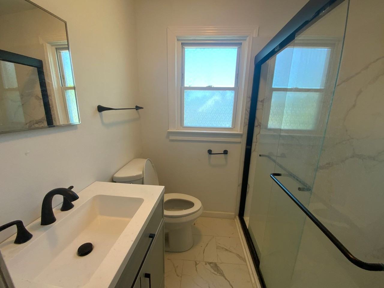 41 Ash Ave - Photo 5 of 12