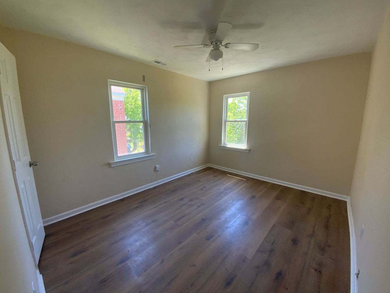 41 Ash Ave - Photo 7 of 12