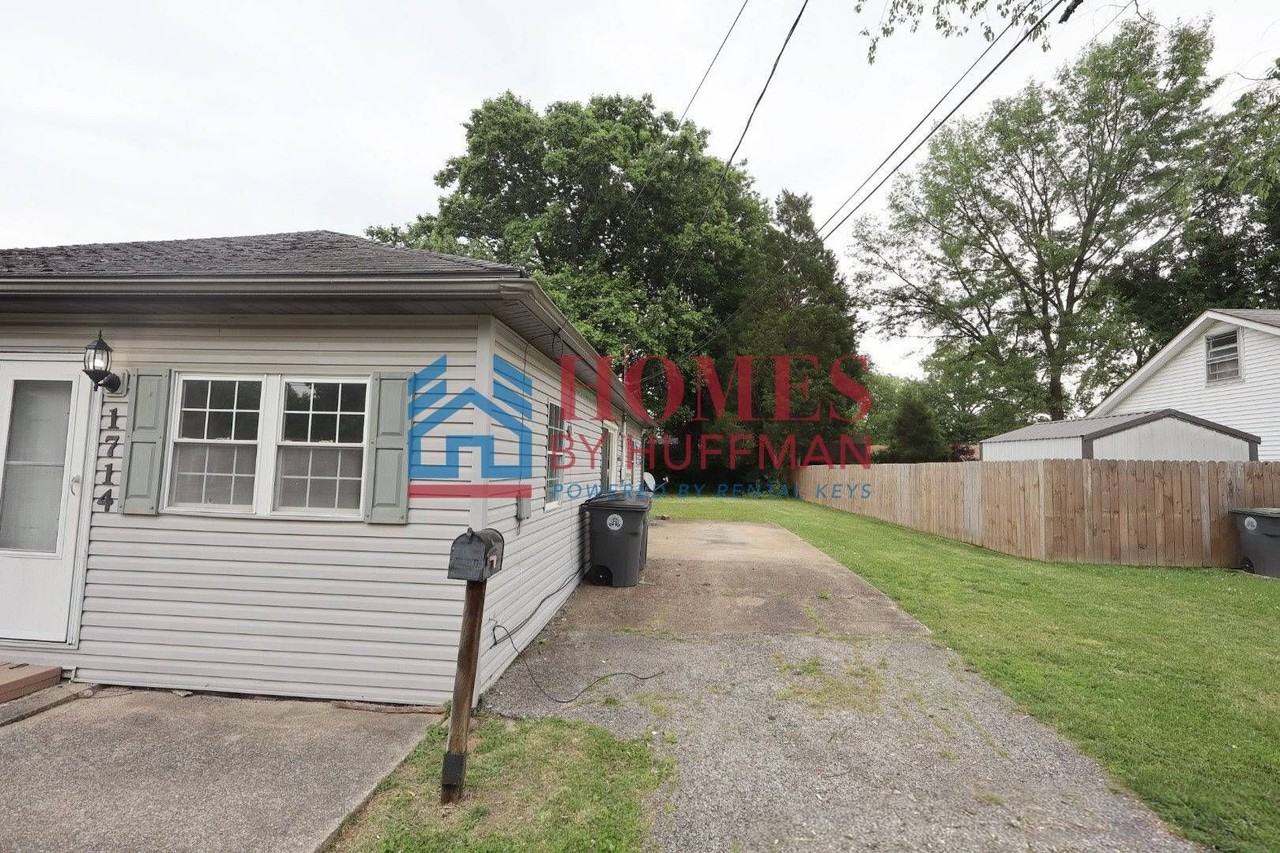 1714 Vann Ave - Photo 2 of 17
