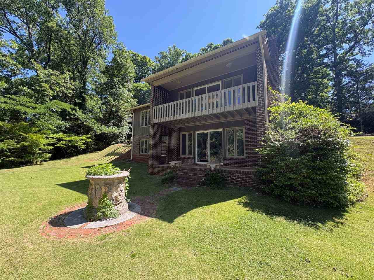 1 Dellwood Dr - Photo 2 of 27