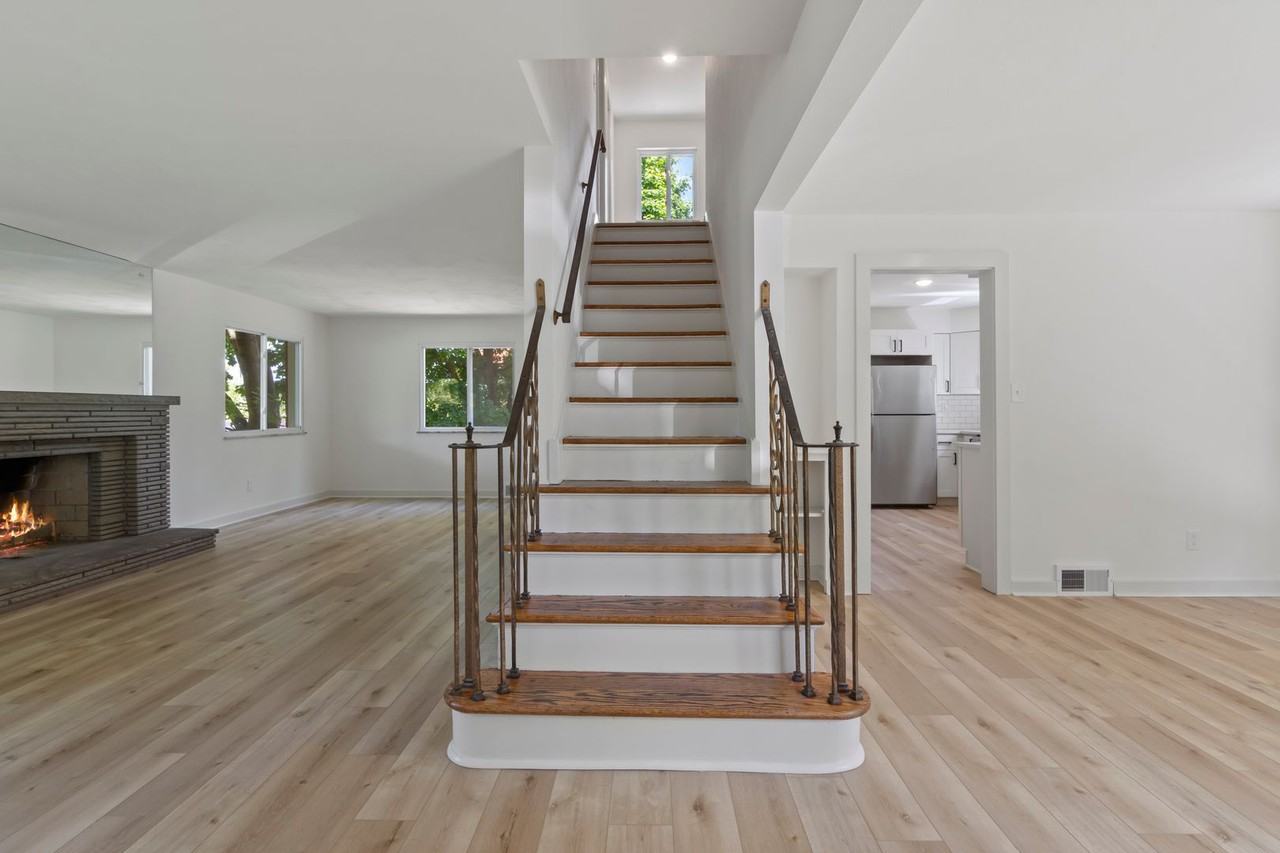 1507 Carnegie Ave - Photo 6 of 34
