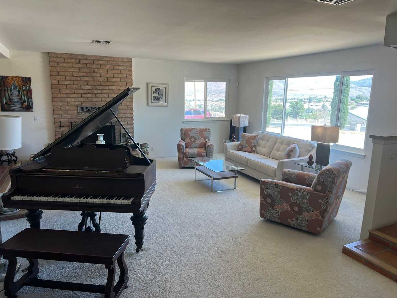 18332 Orange St - Photo 6 of 36