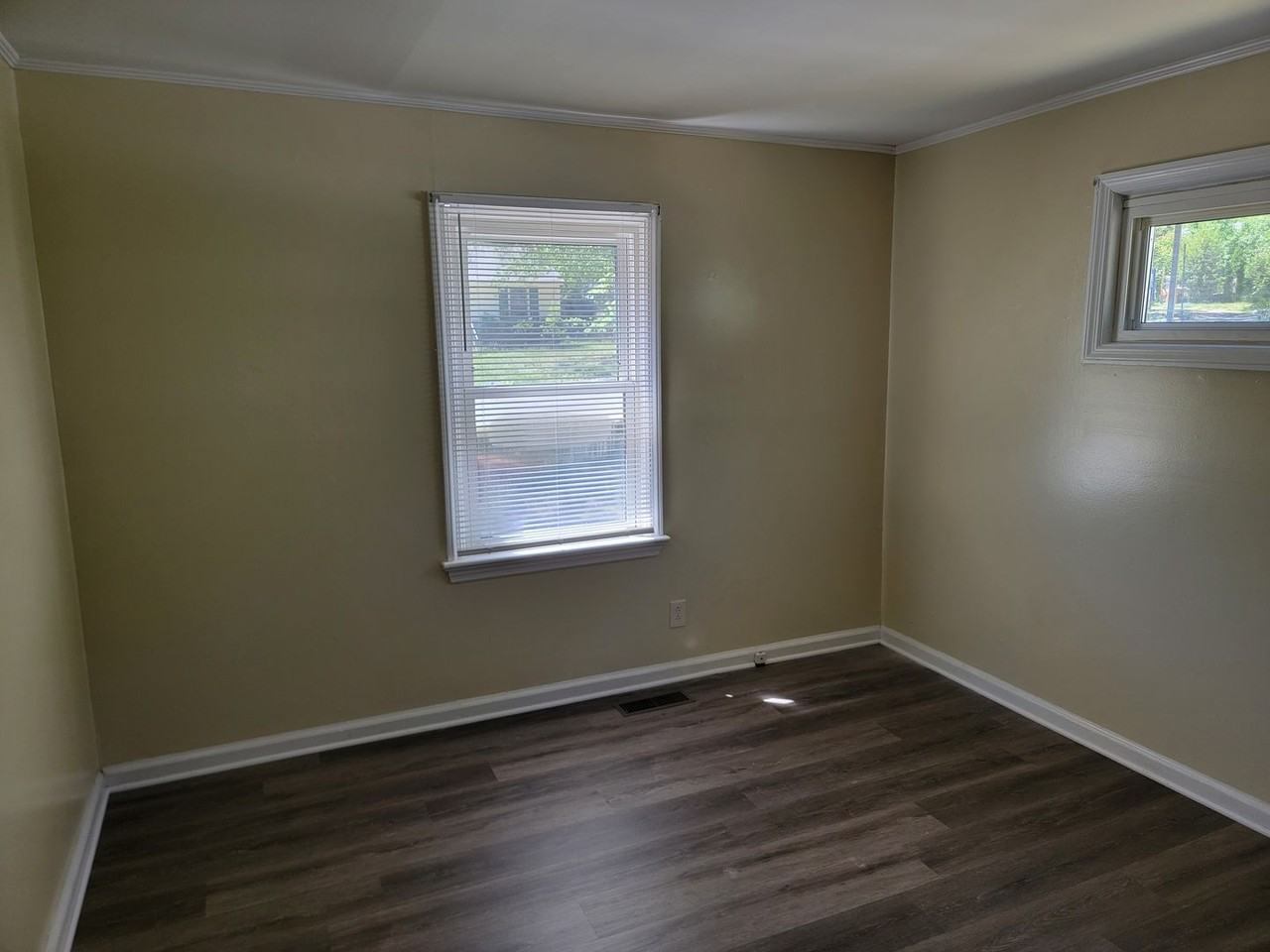 1900 Trogdon St - Photo 4 of 10