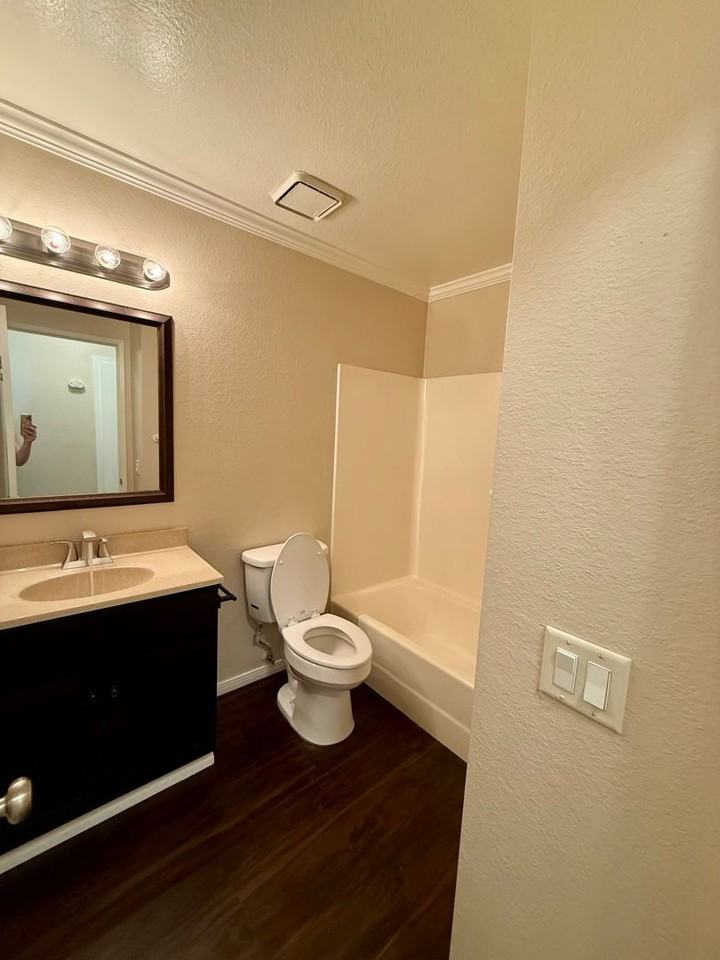 21781 Winding Rd - Photo 5 of 11
