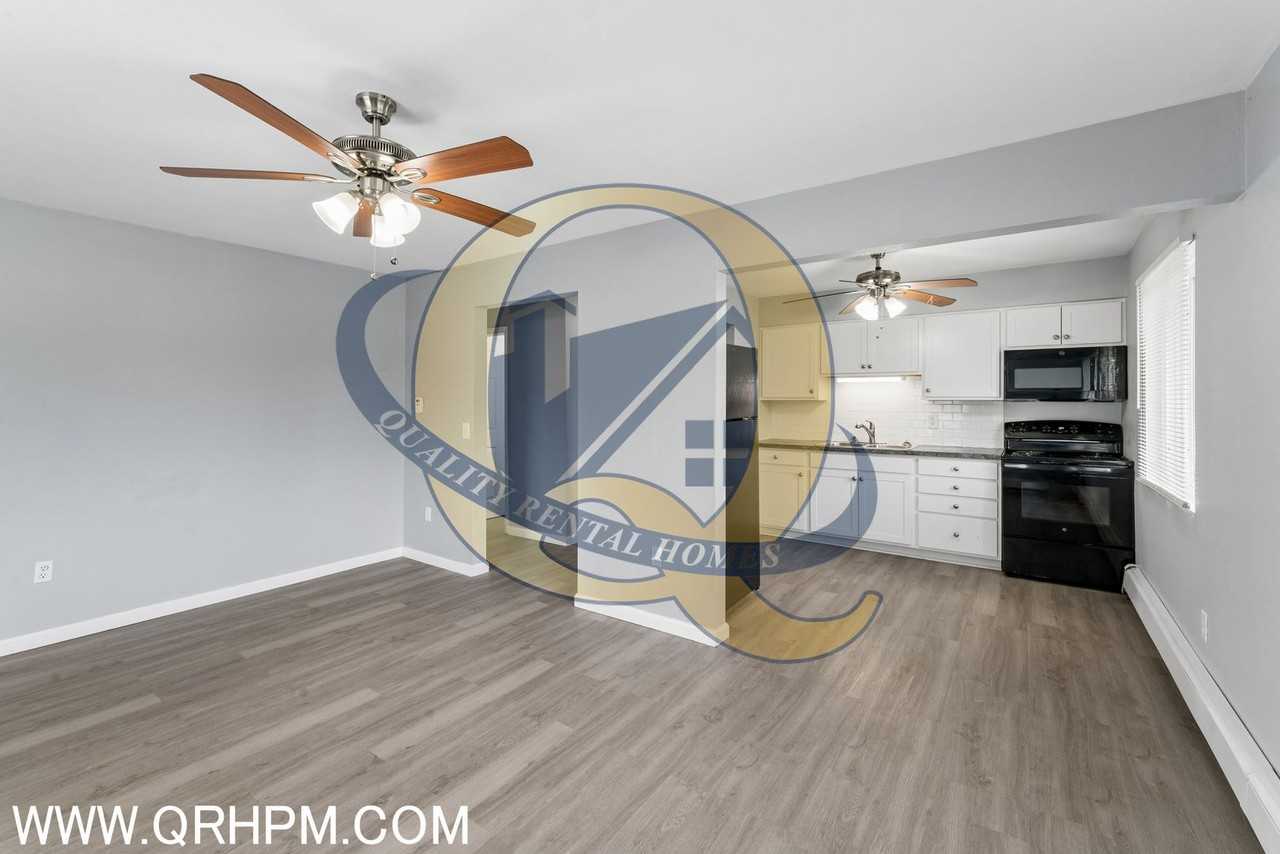 Autumn Manor Apartments - Photo 7 of 37