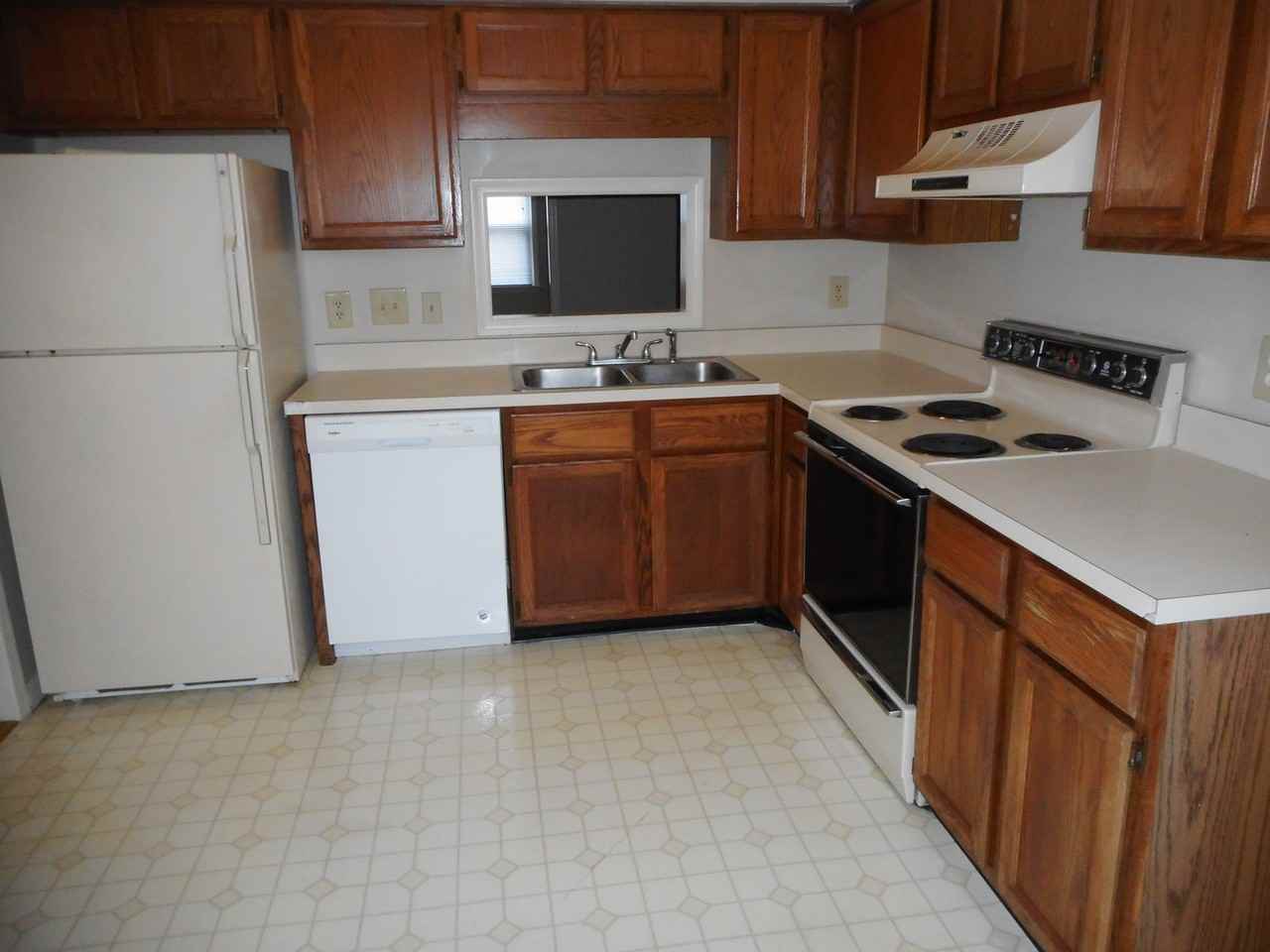 515 Spring Garden St - Photo 4 of 18