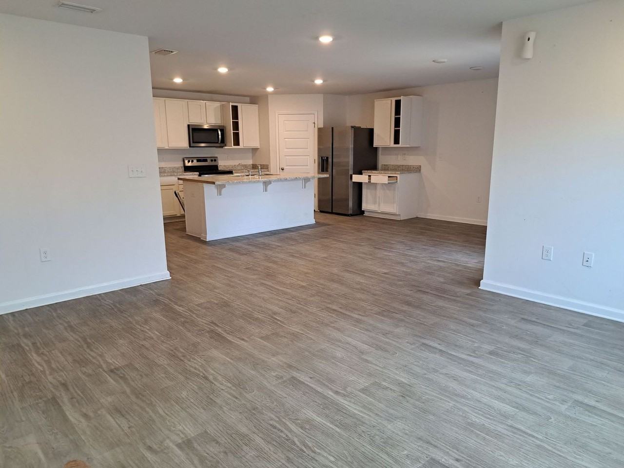 4012 Millicent Ln - Photo 2 of 21