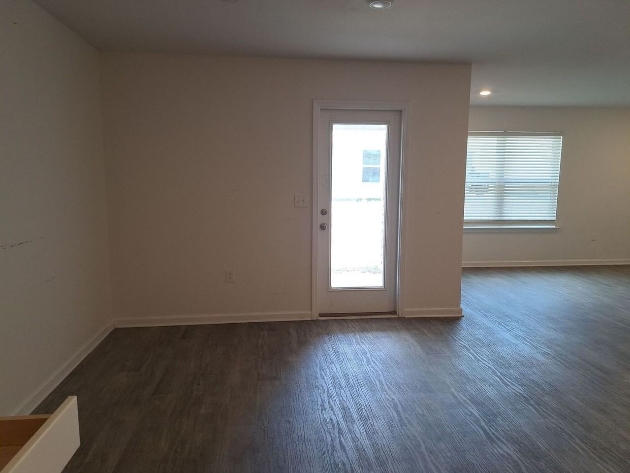 4012 Millicent Ln - Photo 4 of 21