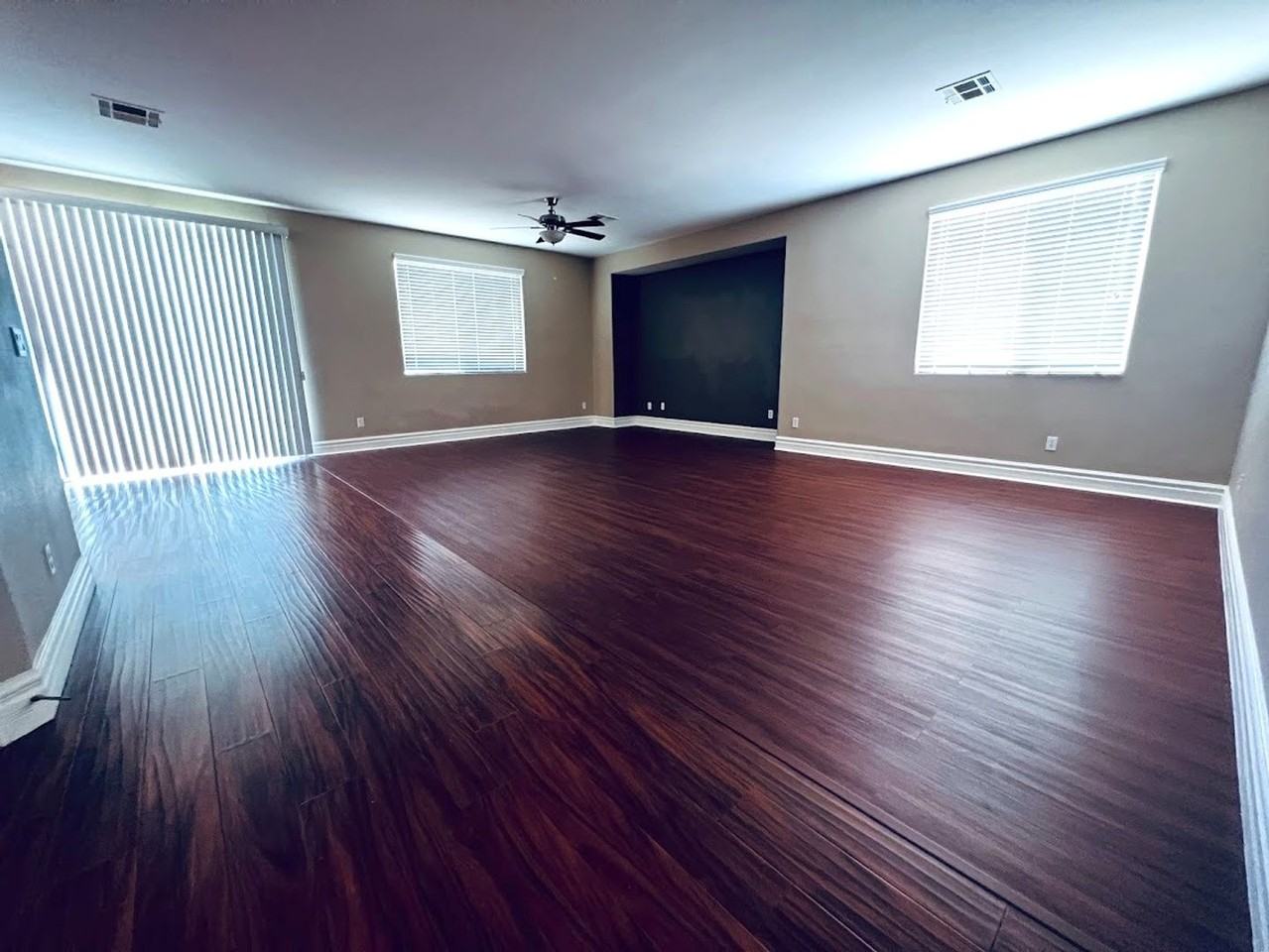 6694 Aviston St - Photo 2 of 15