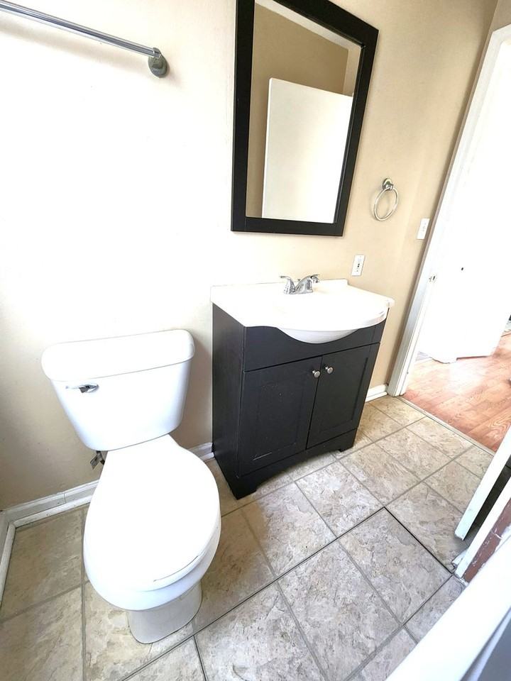 5908 N 80th St - Photo 3 of 10