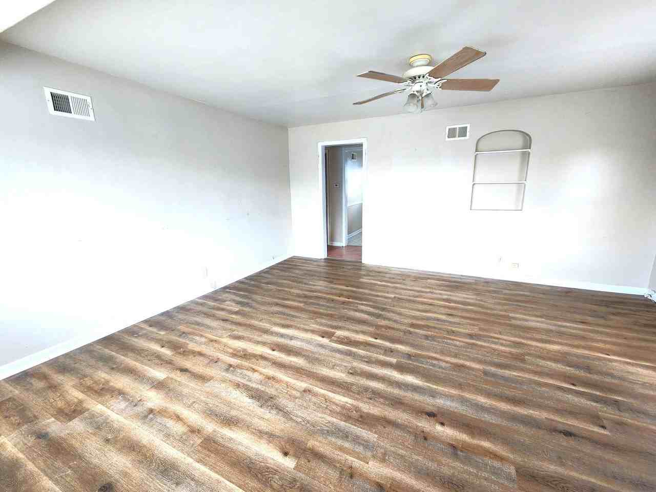 5908 N 80th St - Photo 5 of 10