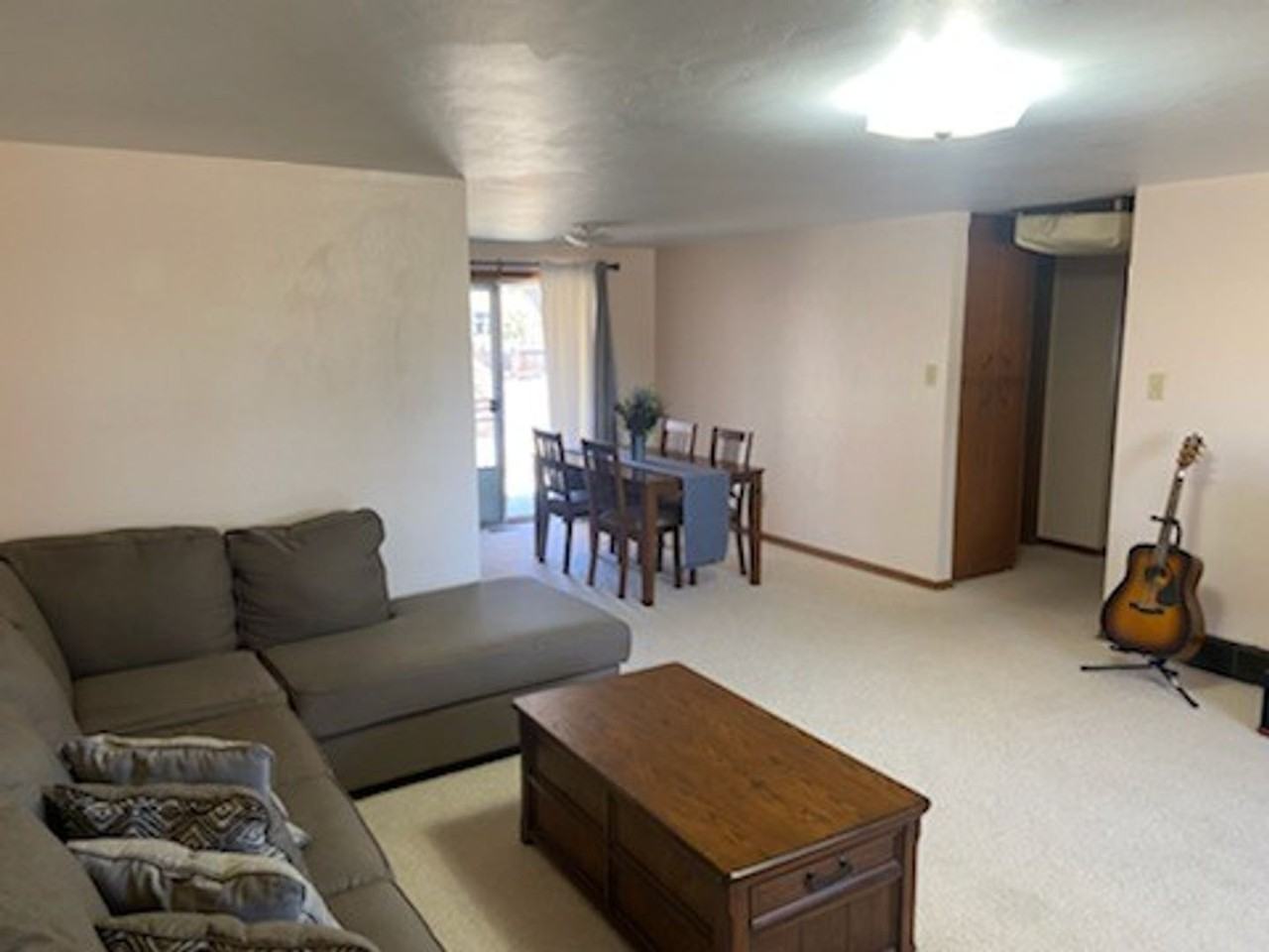 1242 Sumner St - Photo 3 of 9