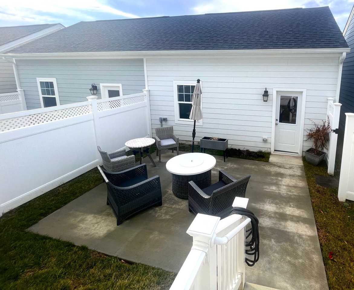 3394 Charleston Blvd - Photo 7 of 18