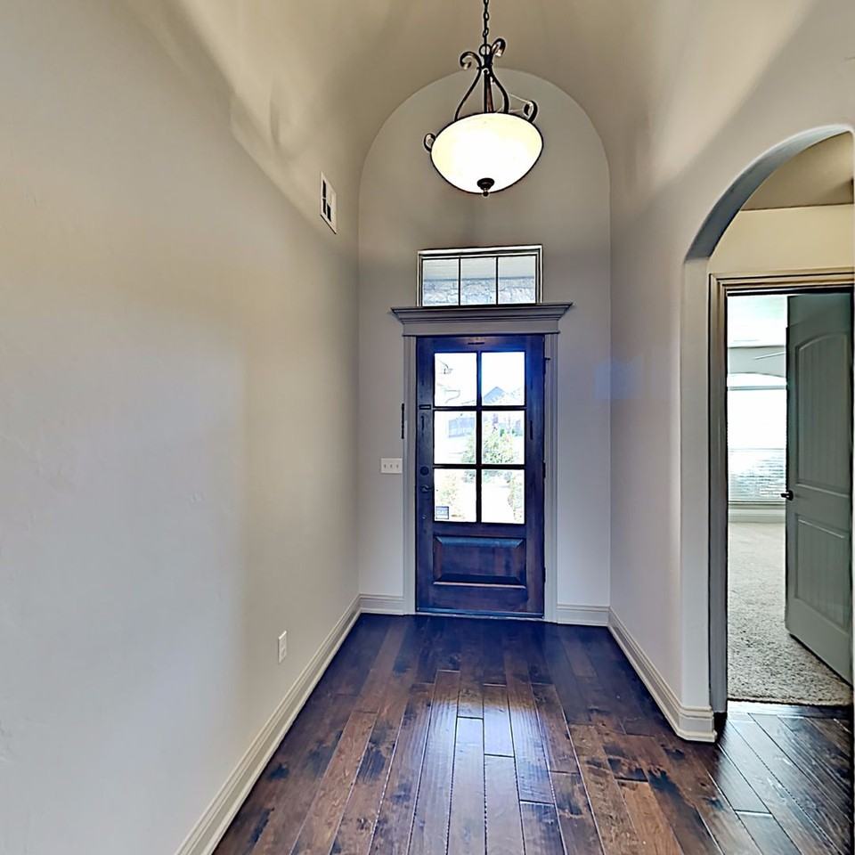 4809 Arbuckle Dr - Photo 4 of 30
