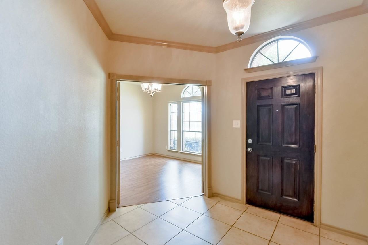 1709 Wild Deer Way - Photo 2 of 28