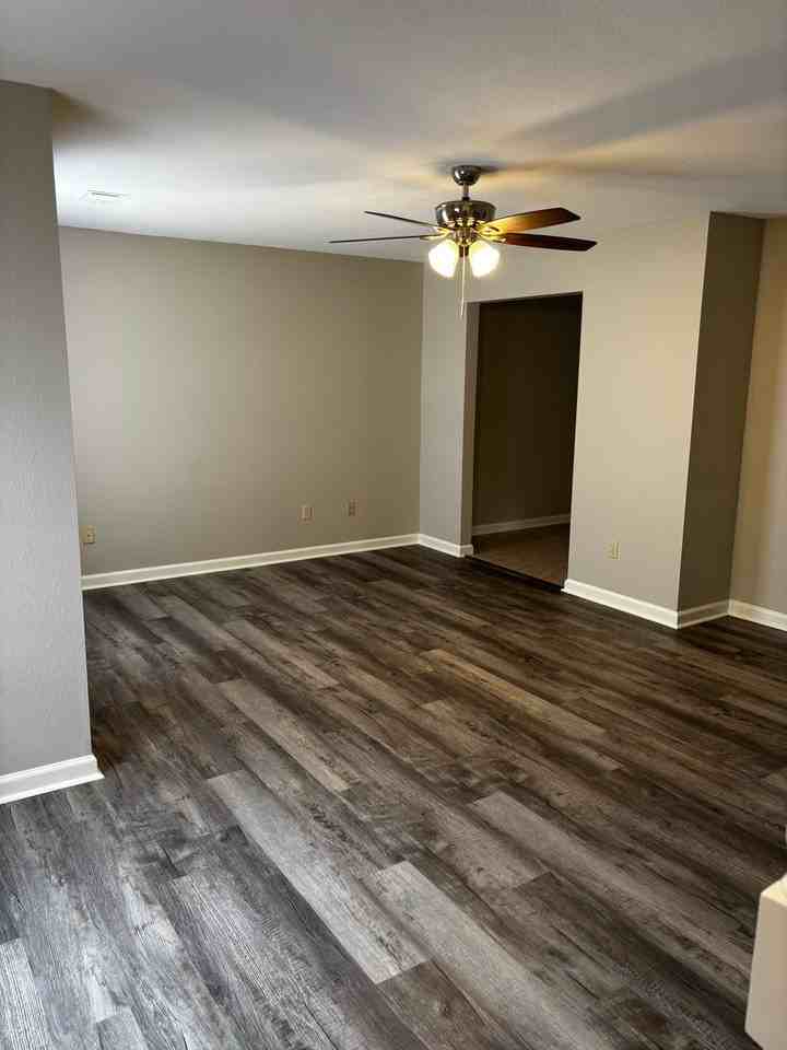 4405 Ocean Dr - Photo 2 of 23