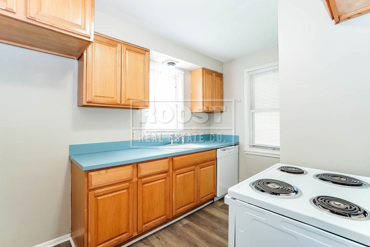 2930 E 13th Ave - Photo 6 of 10