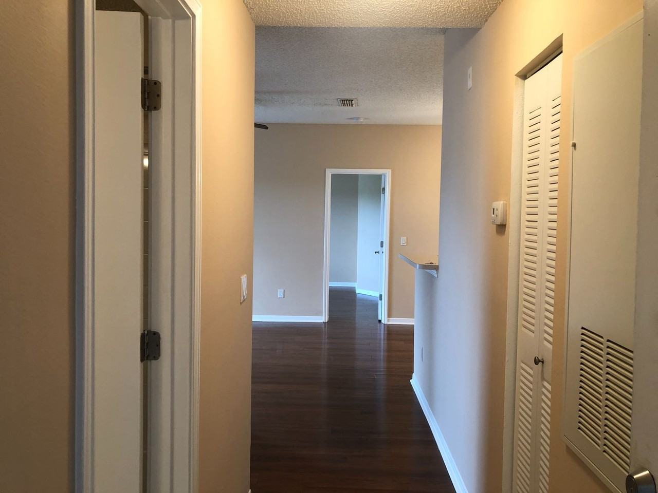 717 Secret Harbor Ln - Photo 4 of 45