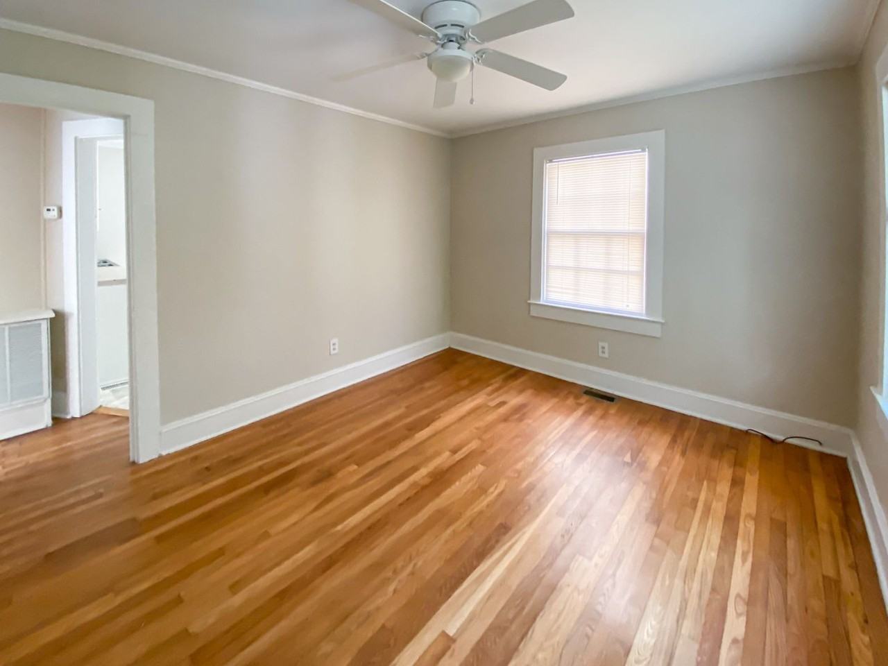 106 Stinson St - Photo 3 of 10