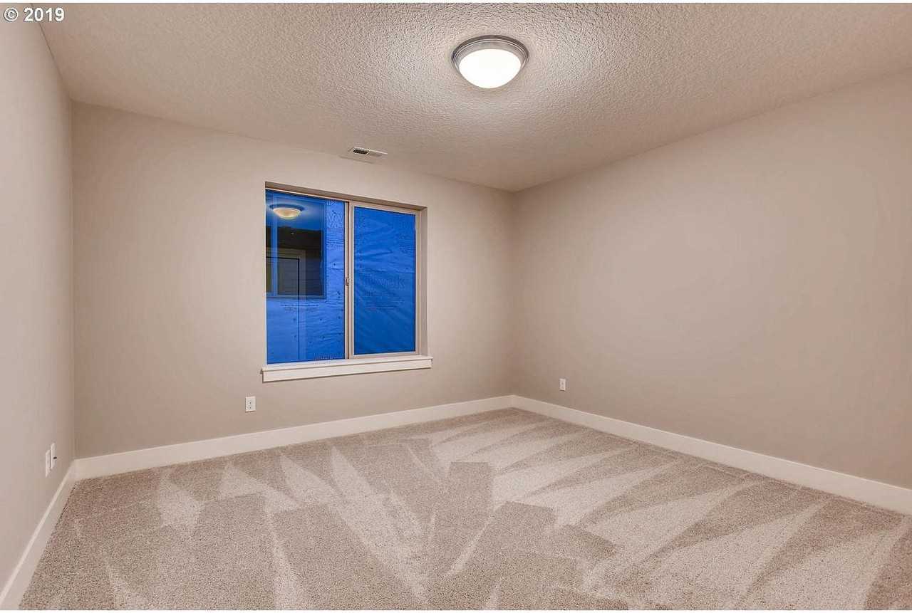 7549 Sw Steinbach Ter - Photo 4 of 12