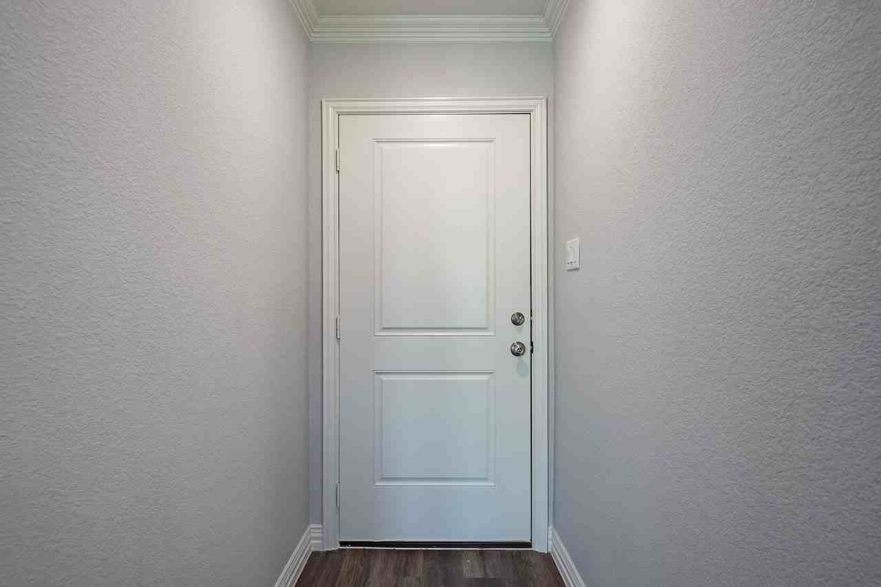 3462 Coronado Ct - Photo 2 of 30