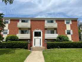 1002 E Harding Dr #304 - Photo 1 of 1