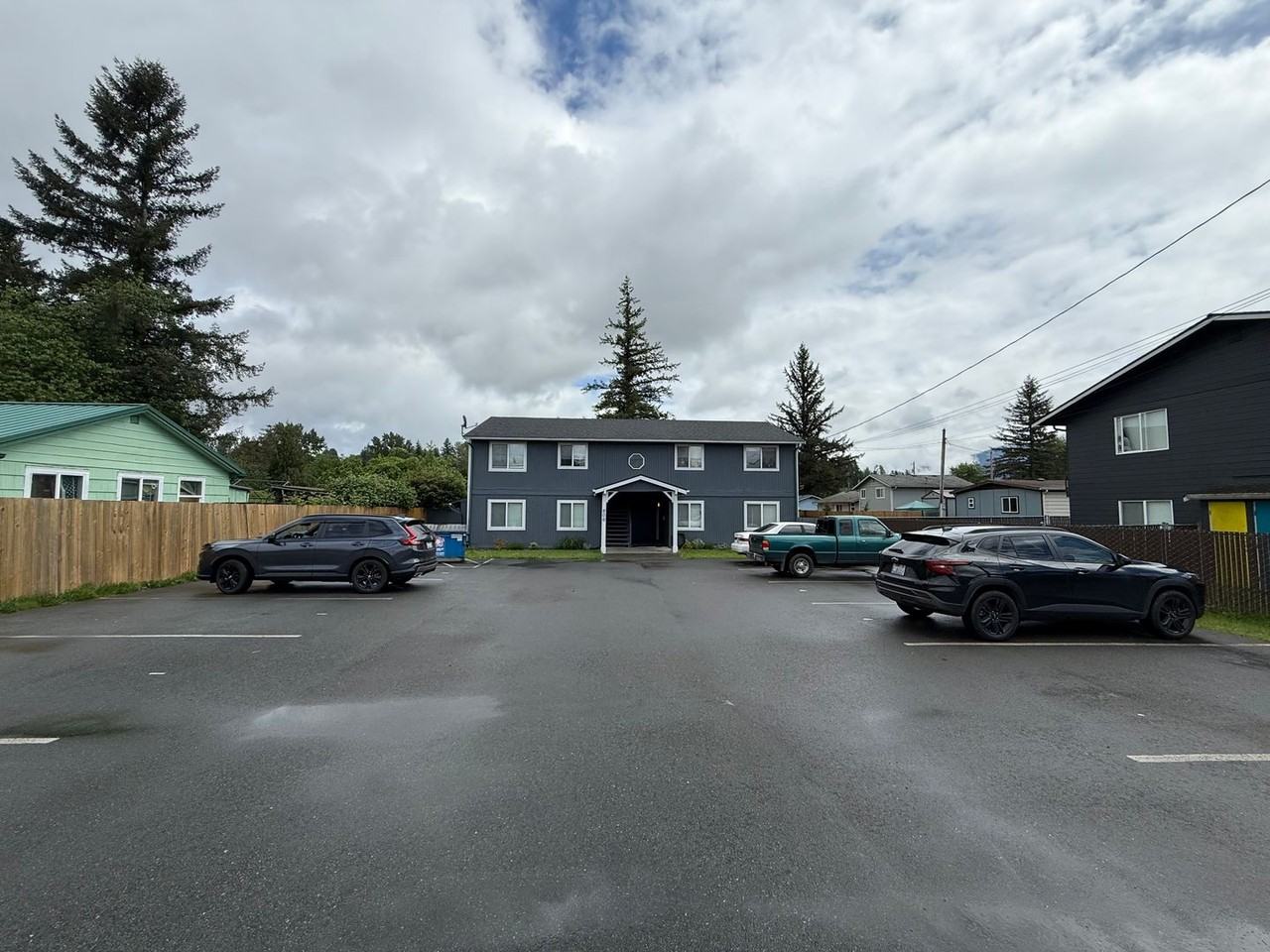 808 4th St - Photo 3 of 26