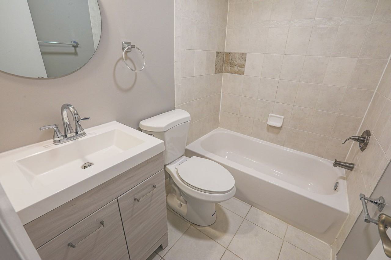 11 Pawleys Ct - Photo 2 of 43