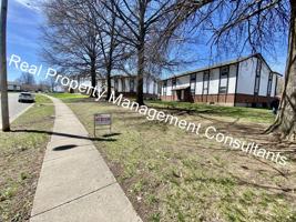 featured image of 2201 Twin Oaks Dr