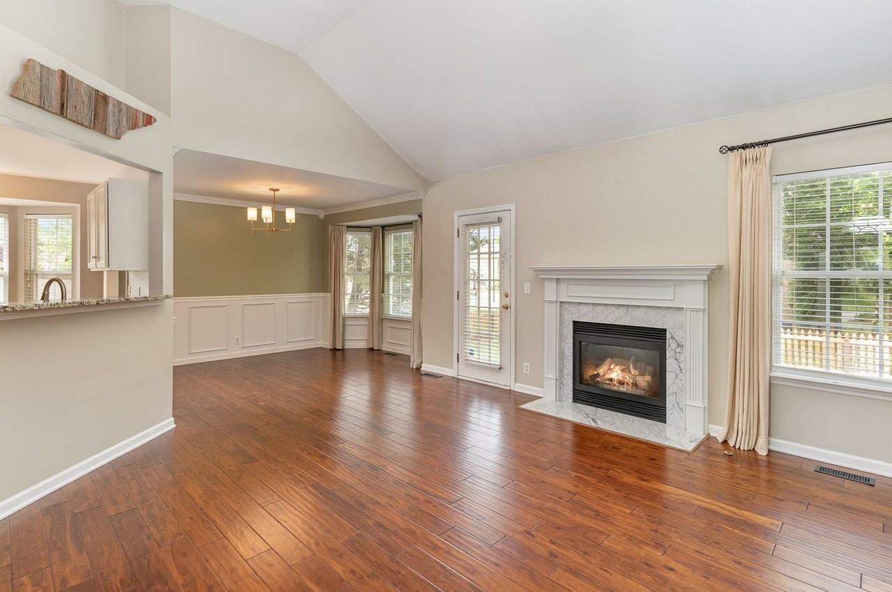 3196 Vera Valley Rd - Photo 7 of 28