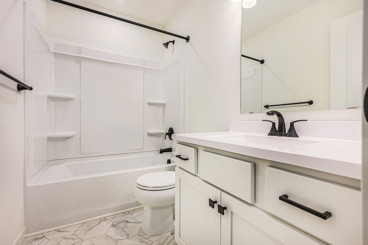 965 Dora Ln - Photo 7 of 20
