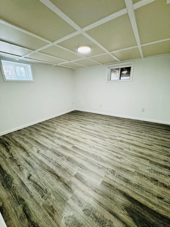 802 S Merton St - Photo 3 of 8