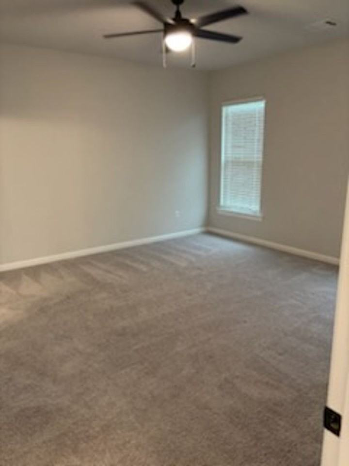 5330 Helmsdale Ct - Photo 6 of 17