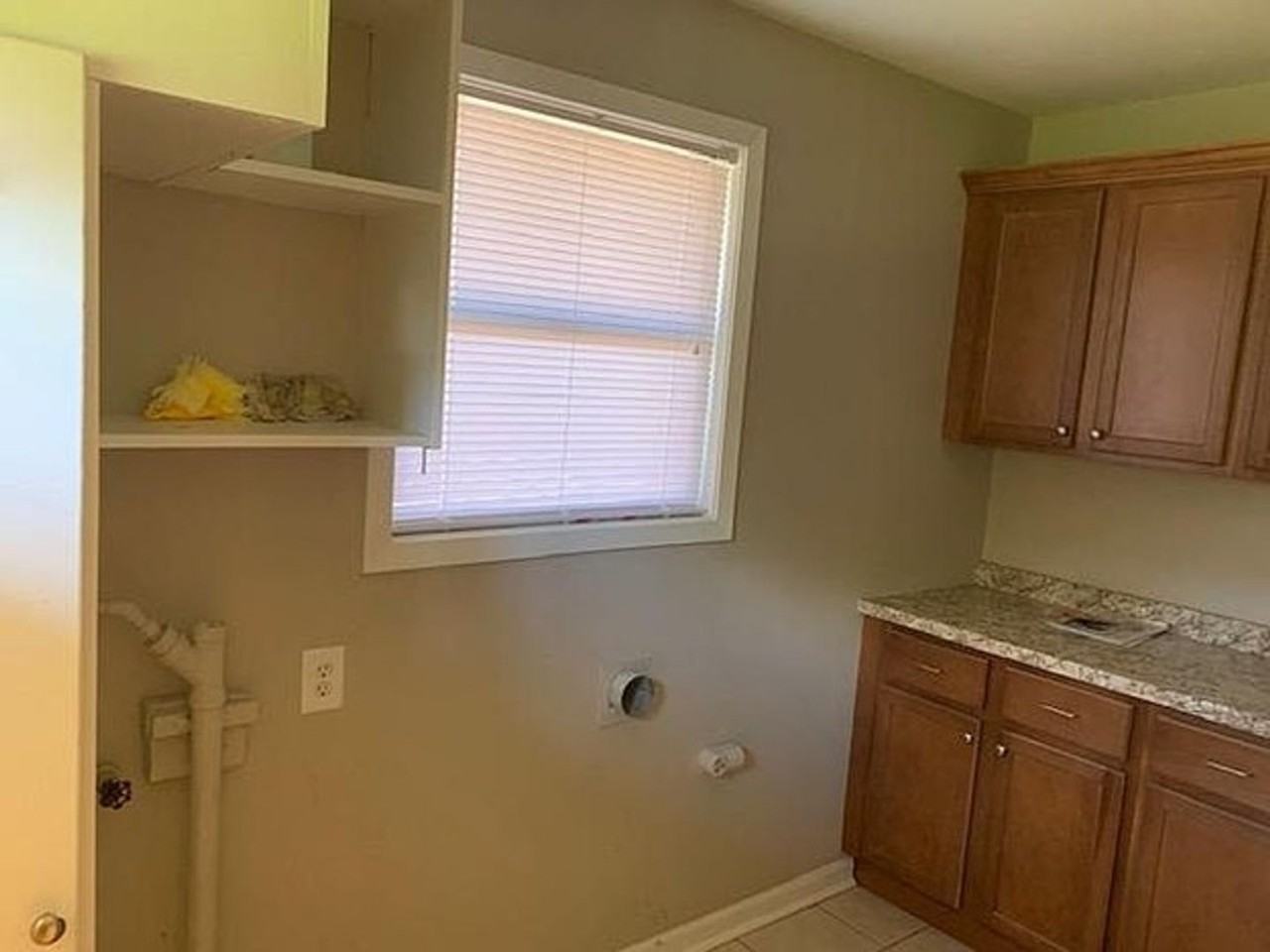 4906 Common St - Photo 6 of 11
