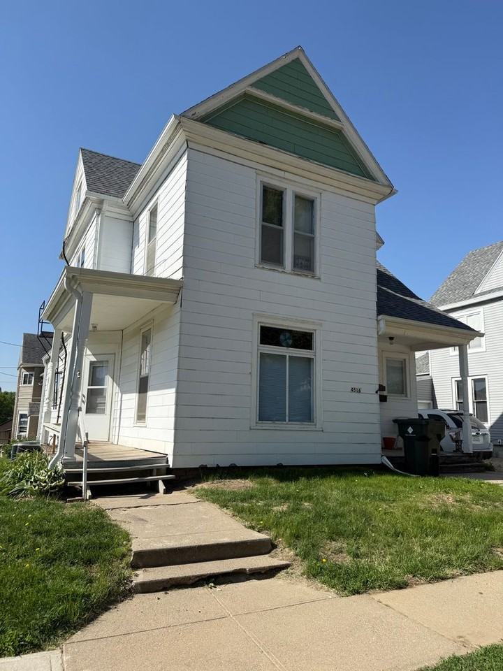 4516 3rd Ave - Photo 2 of 11