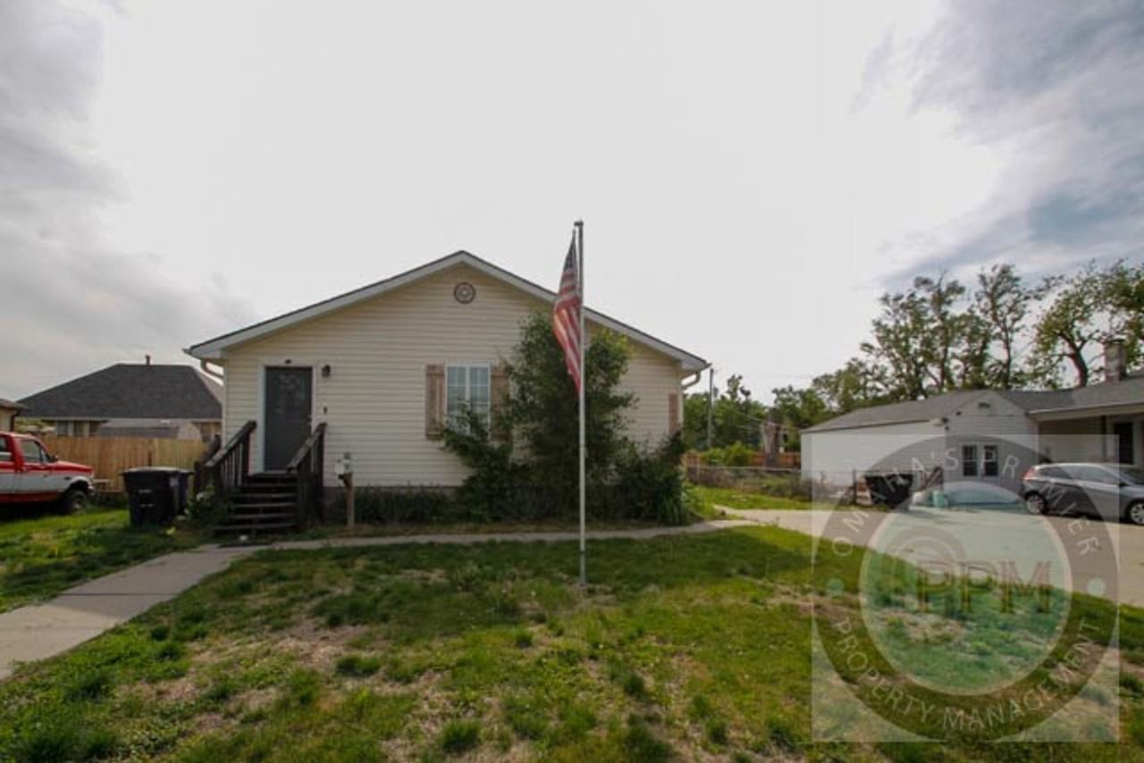 7608 N 29th St - Photo 2 of 27